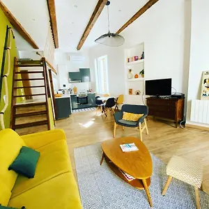 Vaste Et Loft Climatise Au Coeur De Apartment